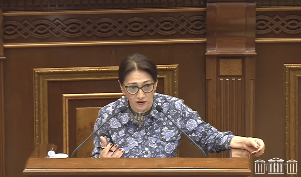 Իշխանությունն է ուզում որոշել, թե ով պետք է ղեկավարի եկեղեցին, նշանակում է՝ իրավական երկիր չունենք. Լիլիթ Գալստյան