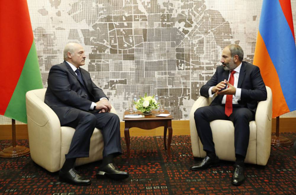 Ի՞նչ ես լեզուդ մտցրել...վախենո՞ւմ ես քննդատել Պուտինին Լուկաշենկոն վիրավորել է Փաշինյանին (տեսանյութ)
