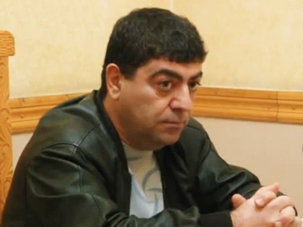 «Քայլ արա դուխով» երգը՝ ռաբիզ երգիչ Թաթուլ Ավոյանի կատարմամբ