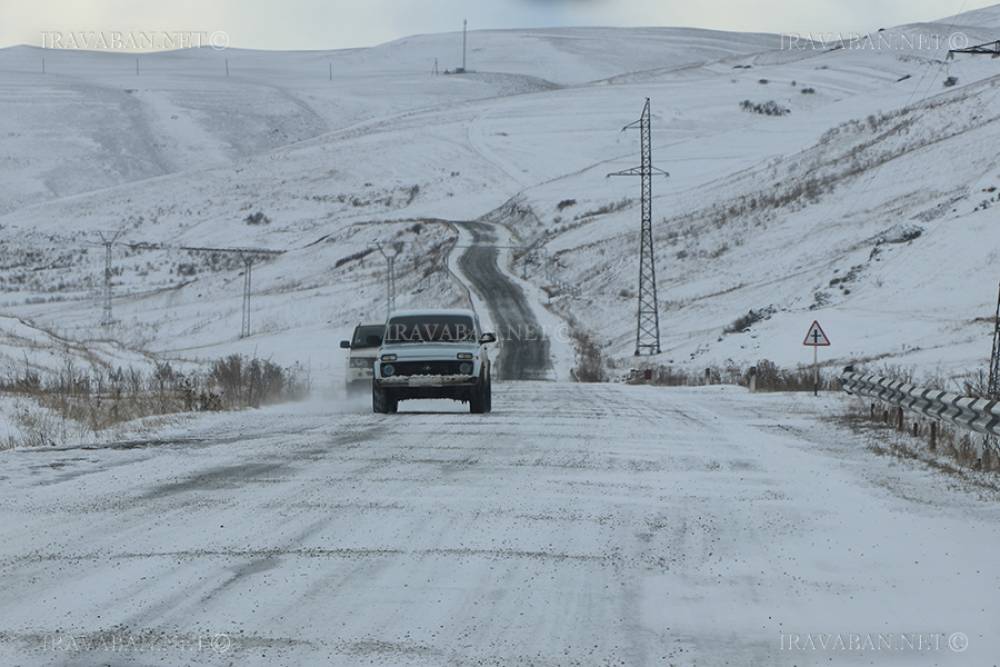 Սոթք-Քարվաճառ ավտոճանապարհը և Վարդենյաց լեռնանցքը բեռնատարների համար բաց են անվաշղթաների կիրառման դեպքում