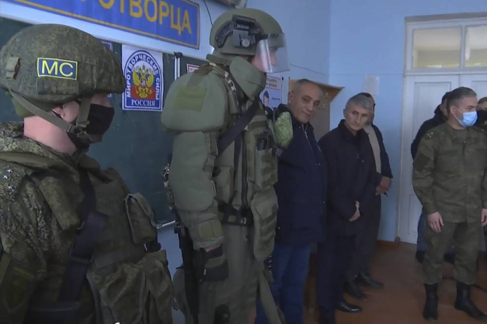 Ռուս զինվորականներն Ասկերանում դպրոցականների հետ պարապմունքներ են անցկացրել․ ՌԴ ՊՆ