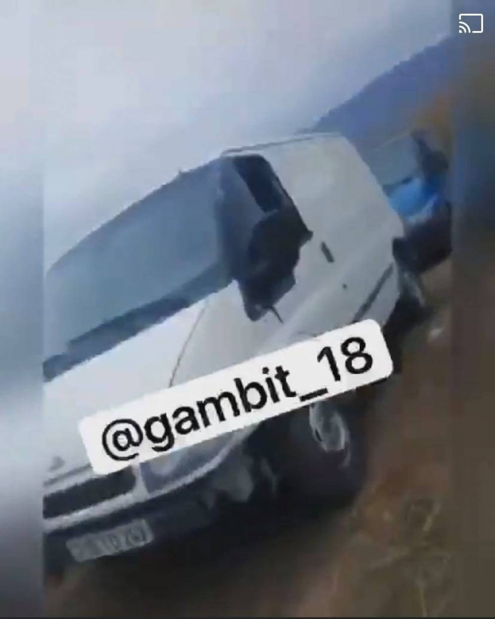 Ադրբեջանցի զինվորականները հայերին դուրս են հանում Արցախի գյուղերից՝ հայտարարելով, որ սա իրենց տարածքն է: (տեսանյութ)