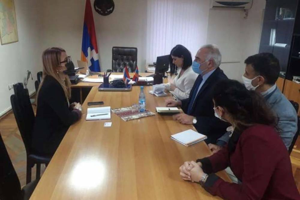 Մանե Թանդիլյանն ընդունել է ֆրանսիացի բժիշկներ Գևորգ Կեպենեկյանին և Խելիլ Էտուին