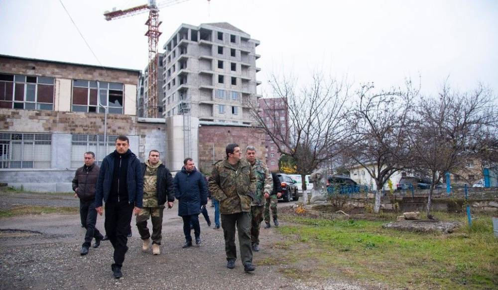 Մինչեւ հաջորդ տարվա առաջին կեսը Ստեփանակերտում կշահագործվեն շուրջ 300 բնակարաններ. ԱՀ նախագահ