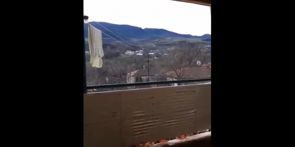 Դիրքերի ուղղությամբ են կրակել, գյուղացիները չեն տուժել․ Կարմիր շուկայի բնակիչ (տեսանյութ)