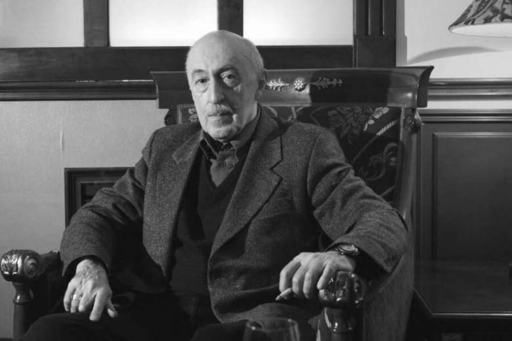 Մահացել է  Օթար Իոսելիանին