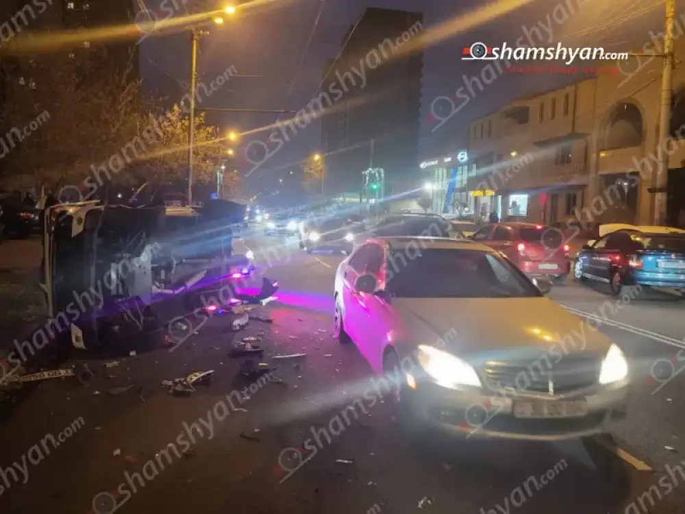 Երևանում բախվել են «Nissan»-ը և «Նիվա»-ն. վերջինը կողաշրջվել է