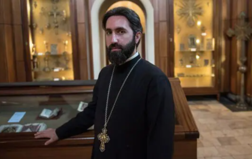 «Բա՛վ է, մի՛ մոլորեցրեք բարեմիտ ժողովրդին». Հայր Ասողիկ