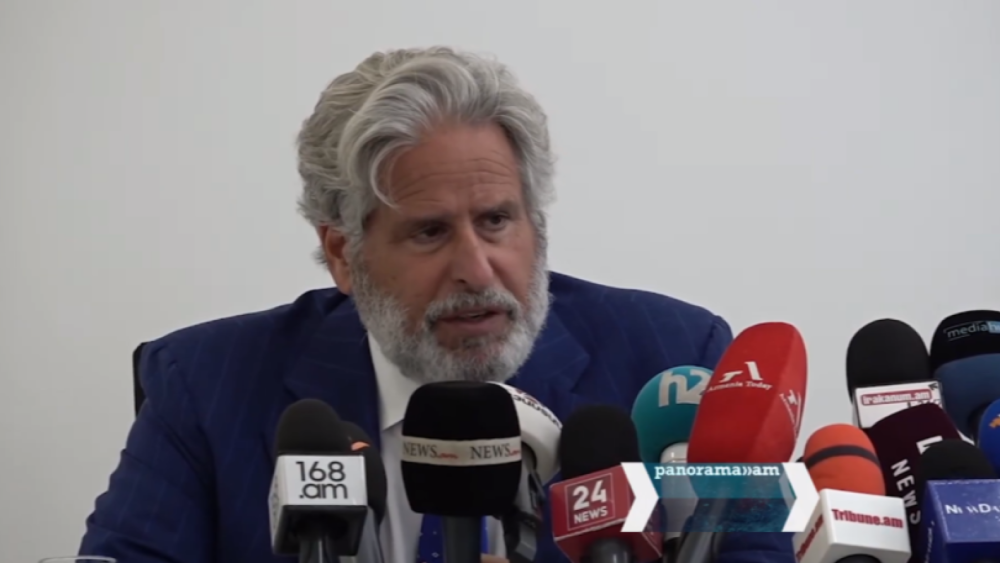 ԵՄ-ն պետք է անհապաղ դադարեցնի Հայաստանի կառավարությանը ֆինանսական աջակցությունը. Ռոբերտ Ամստերդամը