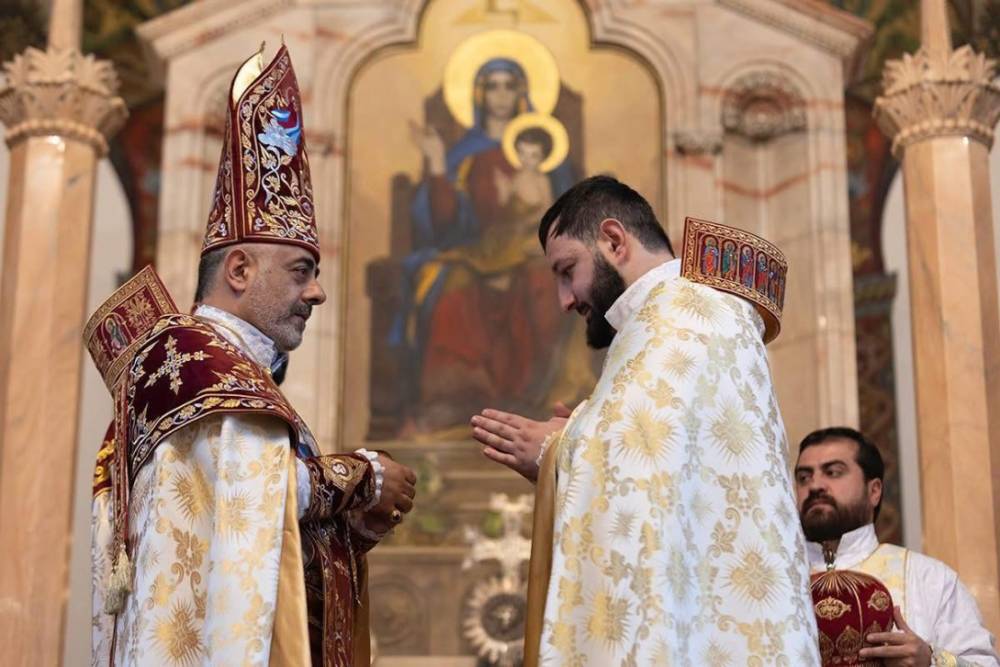 Դեկտեմբերի 9-ին Գյումրիի Յոթ Վերք եկեղեցում Տեր Գառնիկը պատարագ կմատուցի