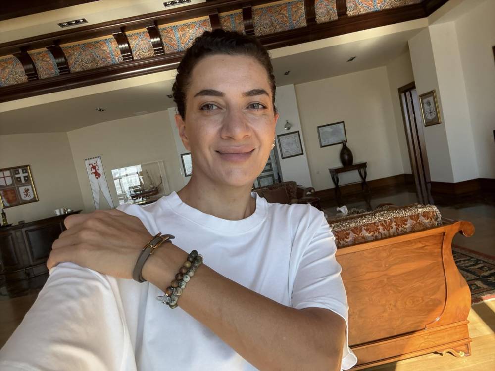 Առաջարկում եմ նորից կարդալ «Անլռելի զանգակատուն» պոեմը․ գուցե պարզվի, որ Լևոն Թոքմաջյանը դեռ մի բան էլ մե՞ղմ կոմպոզիցիա է ստացել․ Աննա Հակոբյան