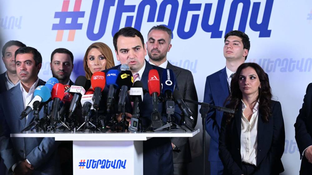 1,5 մլն դոլարի բենզին բերելով, իմ հաշվարկով, 80-100 000 դոլարի ադրբեջանական բանակին ֆինանսավորել ենք․ Կարապետյան