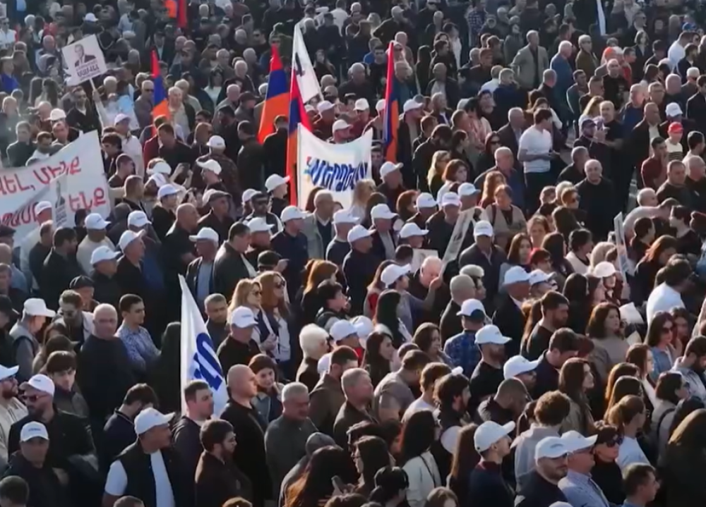 «Կանգնեցնե՛նք հետընթացը, այսուհետև` միայն առա՛ջ». «Մեր ձևով» (Տեսանյութ)