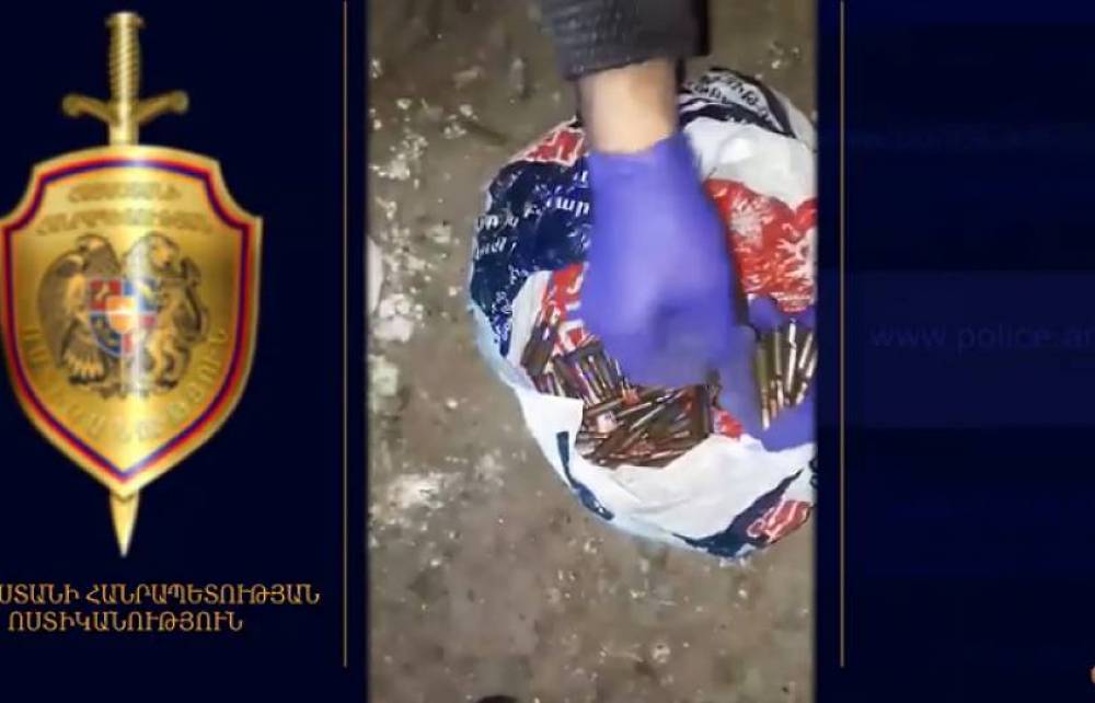 Ապօրինի զենքեր, փամփուշտներ և թմրանյութ. Ախուրյանի ոստիկանների բացահայտումը