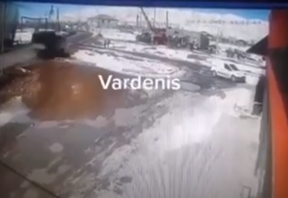 Խոշոր ավտովթար–վրաերթ` Վարդենիսում. տուժել են երեխաներ (տեսանյութ)
