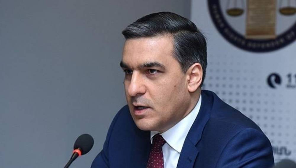 Արցախի խորհրդարանում հյուրընկալել են Արման Թաթոյանին