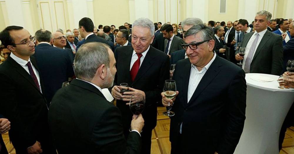 Նիկոլի պասը՝ Գռզոյին