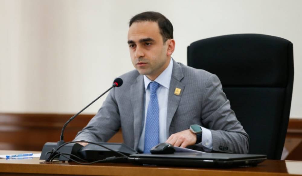 Մայիսի 1-ից Երևանի համայնքային մանկապարտեզների աշխատողների աշխատավարձերը կբարձրանան 15-20 տոկոսով. Տիգրան Ավինյան