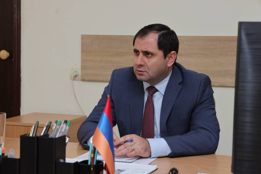 Պապիկյանը շարունակում է ներկայացնել ԶՈւ-երում իրականացված բարեփոխումները