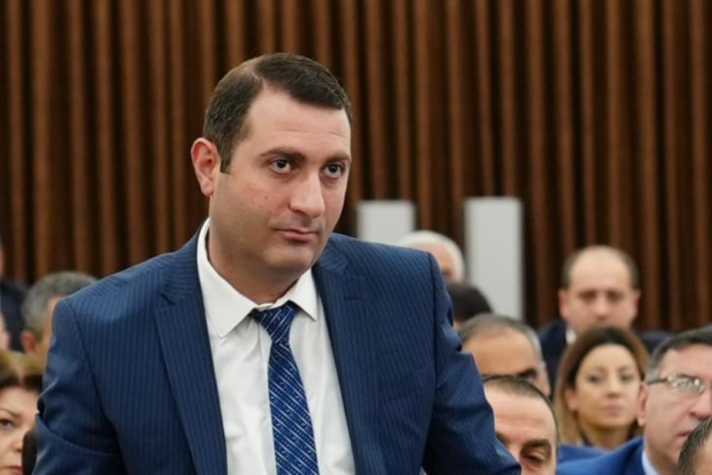 Կասեցվել են Երևանի քաղաքապետարանի տրանսպորտի վարչության պետ Վազգեն Հարությունյանի պաշտոնեական լիազորությունները