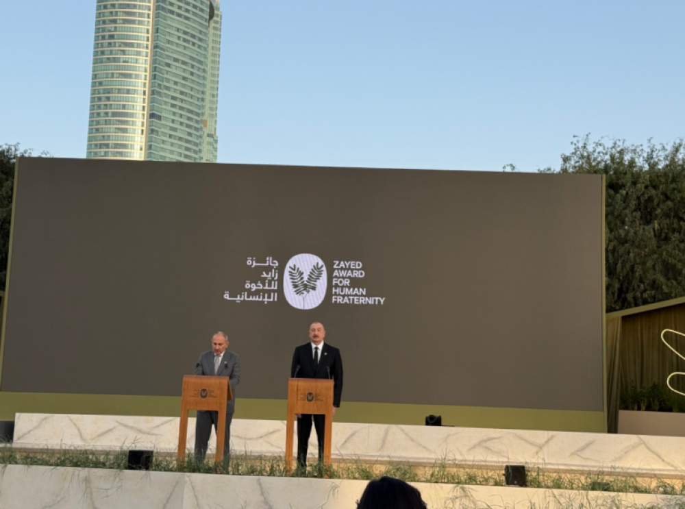 Պատմություն է կերտվում Ադրբեջանի և Հայաստանի միջև. Հիքմեթ Հաջիև