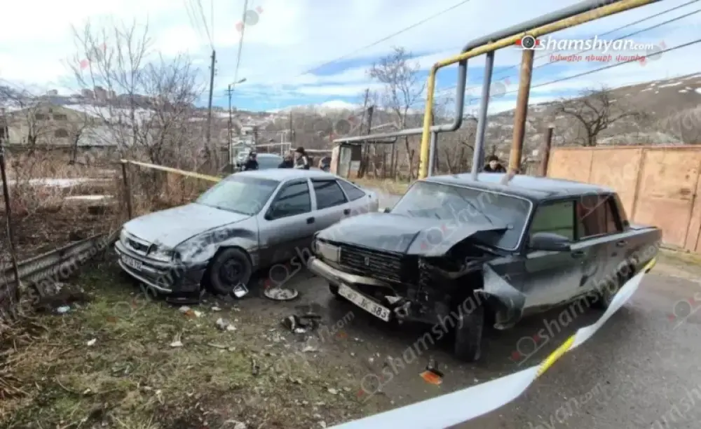 Գուգարք գյուղում բախվել են «Opel»-ը և «ՎԱԶ 2107»-ը․ 4 վիրավորներից 2-ը անչափահասներ են