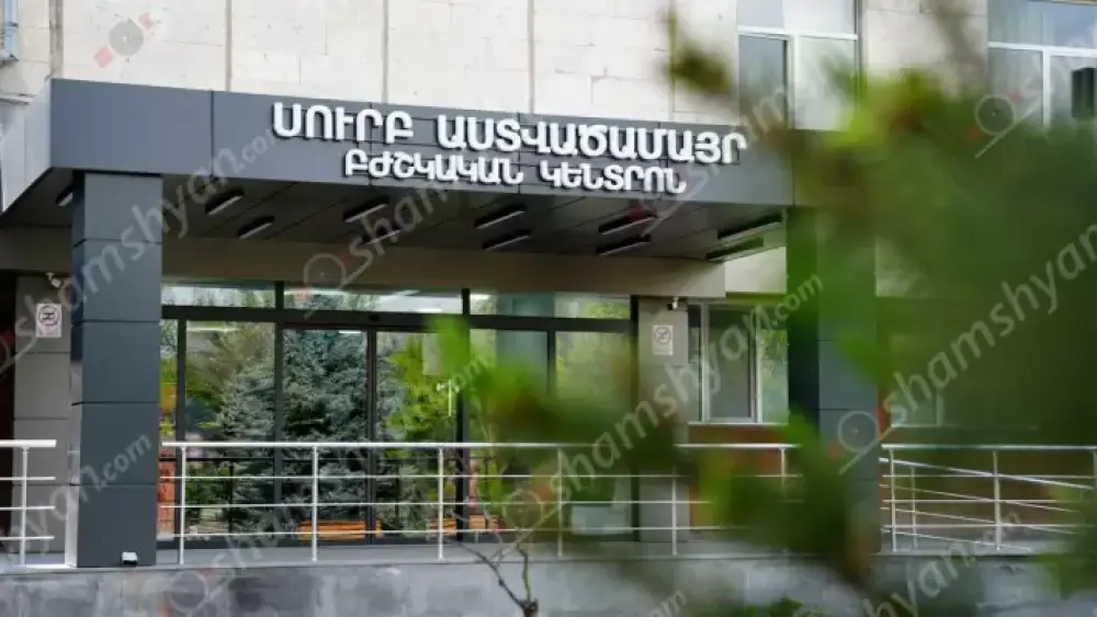 Երևանում ընտանիքի 3 անդամներ, որոնցից 2-ը անչափահասներ են, մարմնական վնասվածքներով տեղափոխվել են ԲԿ