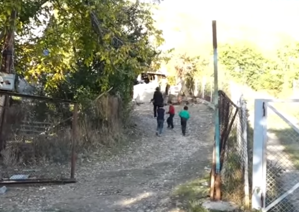 Ծափաթաղում սպանված 3-ամյա Տիգրանի քրոջն ու եղբայրներին հանձնել են մոր խնամքին