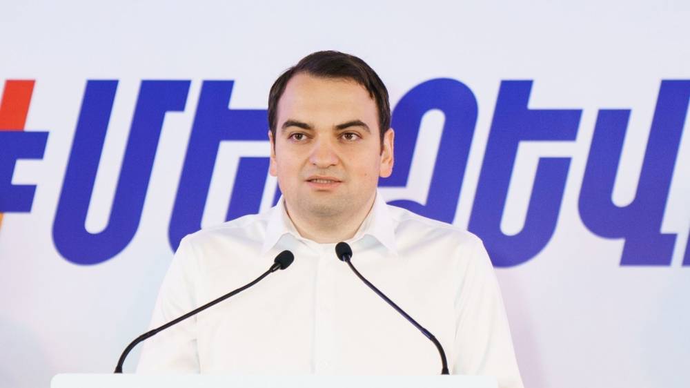 Գործ անել չգիտես, ասում ես՝ հարևաններն են ուժեղ, հարևանները նույնն են, դո՛ւ ես թույլ․ Կարապետյան