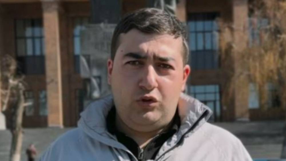 Հարյուրավոր ուսանողներ Հայաստանի բոլոր մարզերից մշտապես եղել են Սամվել Կարապետյանի ուշադրության կենտրոնում