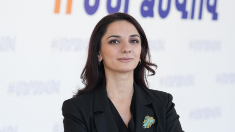 Տիկին Մանասյանը ոչ թե մարդու իրավունքների պաշտպան է, այլ` մարդու իրավունքները խախտող քաղաքական գործիչ. Արեգա Հովսեփյան