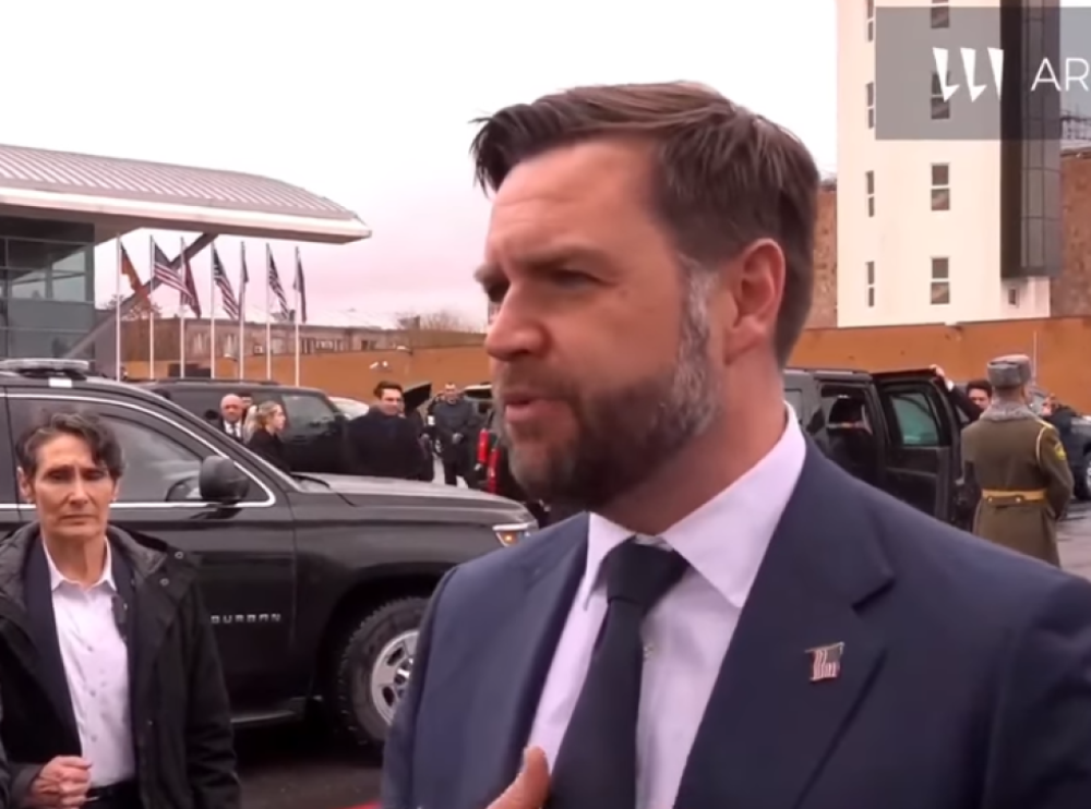 Խնդրեցին մեզ այցելել այդ վայրը, ես մտածեցի՝ դա հարգանքի նշան կլինի ինչպես զոհերի, այնպես էլ ՀՀ կառավարության նկատմամբ. Վենսը՝ Ծիծեռնակաբերդի հուշահամալիր իր այցի մասին