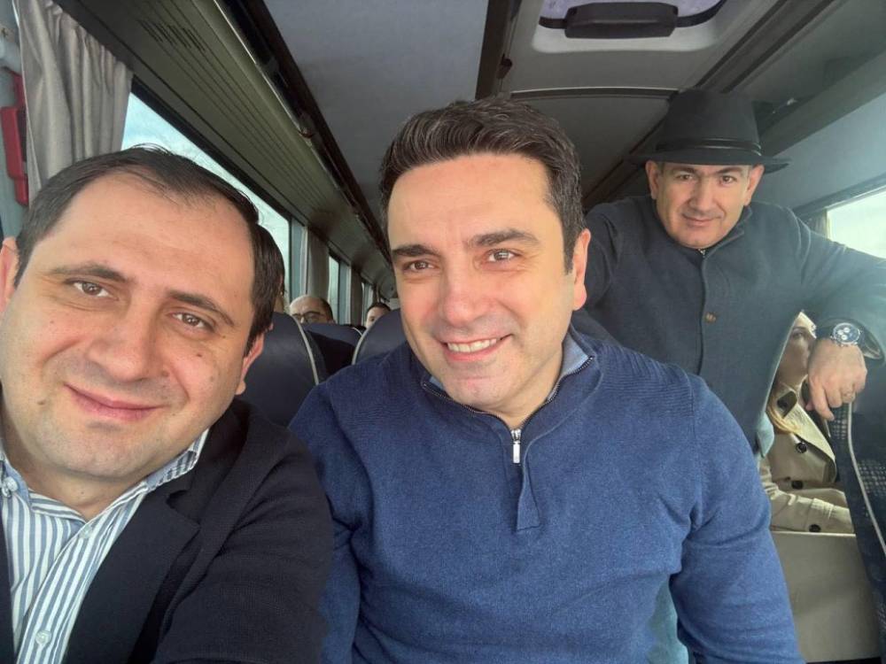 Տարածաշրջանը մեծ պայթյունի վտանգի մեջ է, իսկ ՀՀ վարչապետի աթոռը զբաղեցնողը, նախարարները «ուրախ ավտոբուսով» ինչ-որ կուսակցական քարոզարշավի են