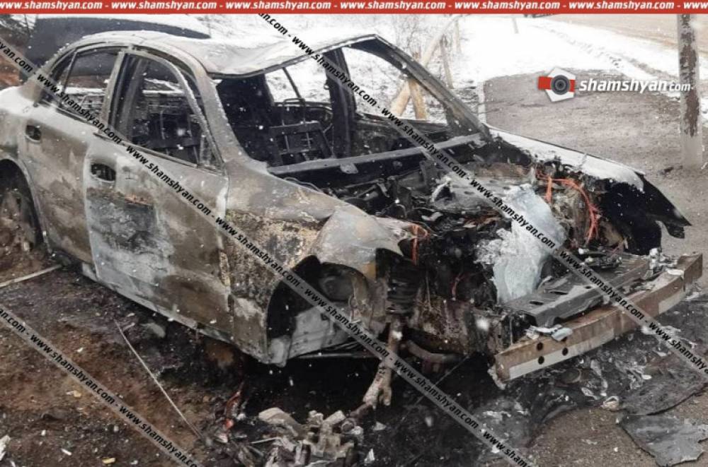 Սյունիքում Nissan Skyline-ը բախվել է գազատարին. ավտոմեքենան վերածվել է մոխրակույտի. կան վիրավորներ. shamshyan.com