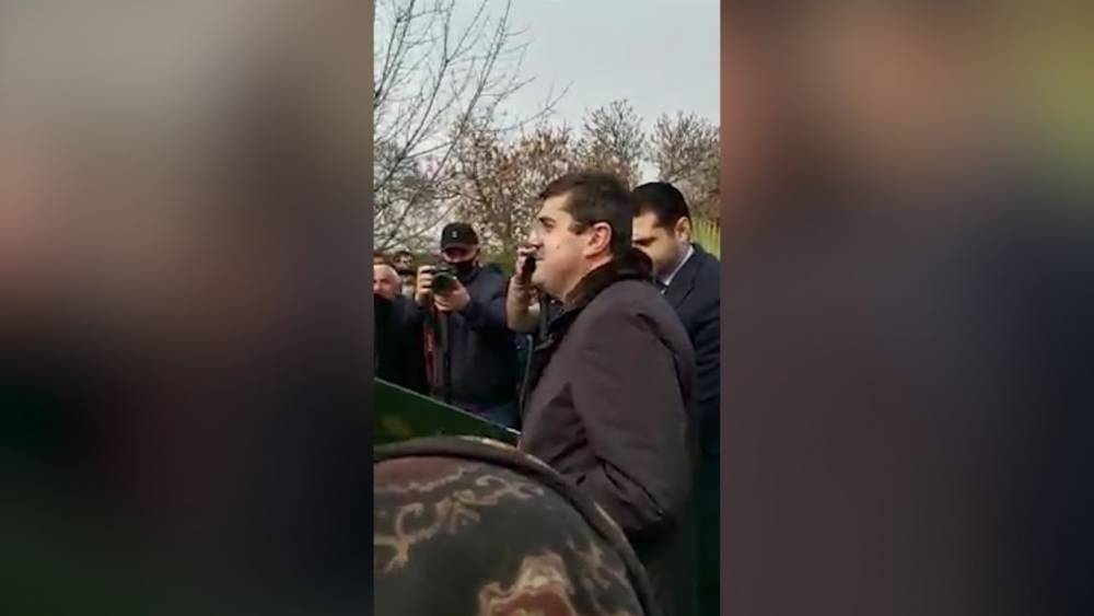 «Անձամբ իմ որդին պարտված չէ». տեղի ունեցավ Արցախի հերոս Հակոբ Հարությունյանի հուղարկավորությանը