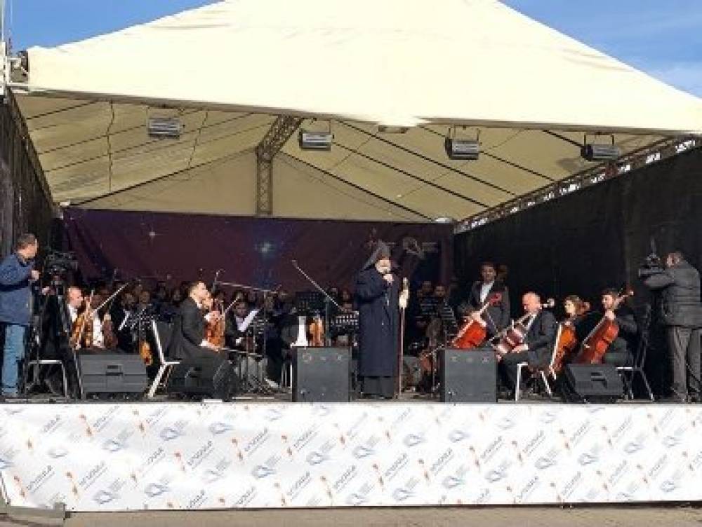 Ստեփանակերտում հնչեց հոգևոր երաժշտություն՝ մարդկանց հույսը, ապագայի նկատմամբ ակնկալիքները վերածնելու նպատակով