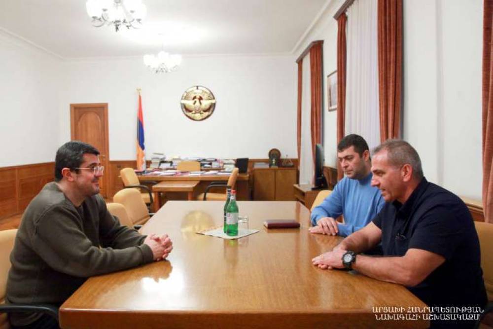 Արայիկ Հարությունյանը հանդիպել է ամերիկահայ հայտնի վնասվածքաբան-օրթոպեդ Վրեժ Մանուկյանի հետ