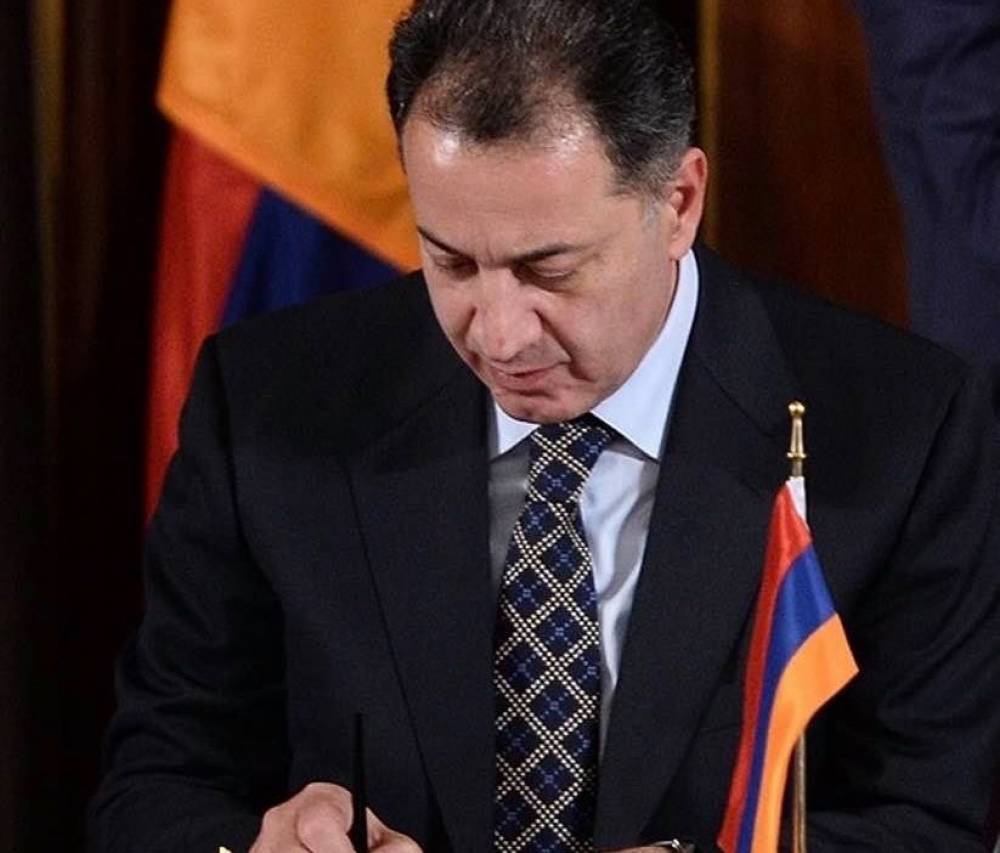 Սահմանները բացե՞լ, այսօ՞ր, ո՞ւմ համար․ Կարեն Ճշմարիտյան