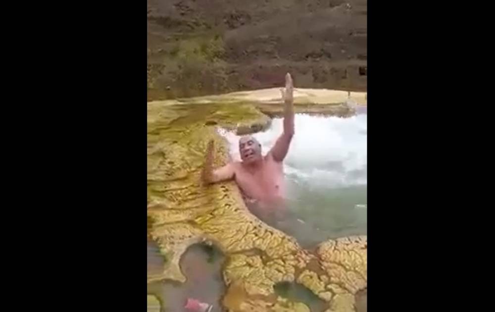 Նայեք, թե ինչպես է շնորհակալություն հայտնում այս սովորական քաղաքացին Իլհամ Ալիևին Քարվաճառի ու Ջերմաջրի համար․ Տոնոյան