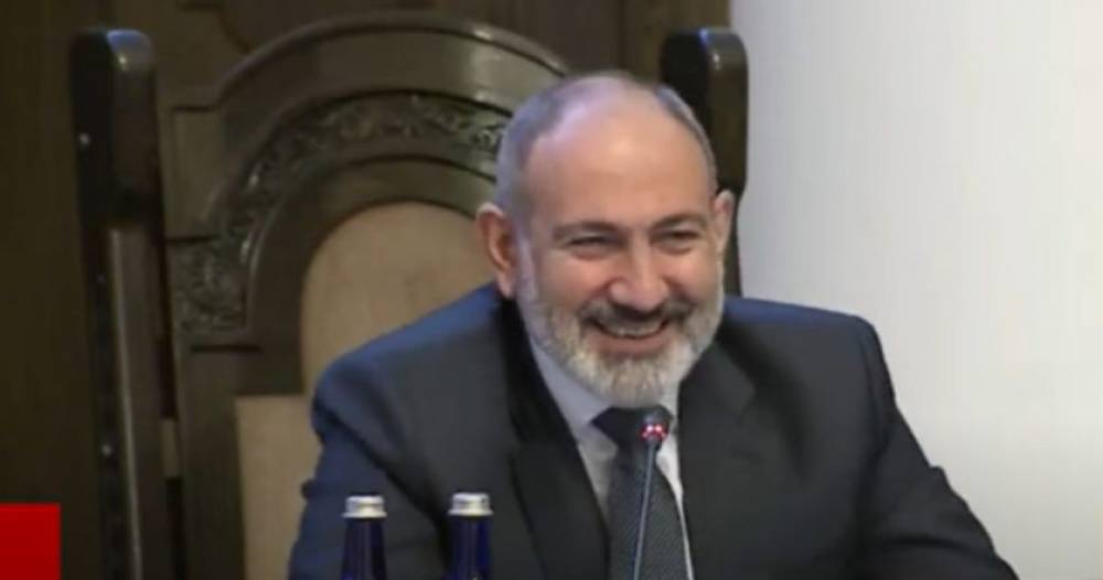 Գոնե նամուս ունեցեք, մի քիչ տխուր ձևացեք, որ գոնե զոմբիները հավատան, որ հայ եք