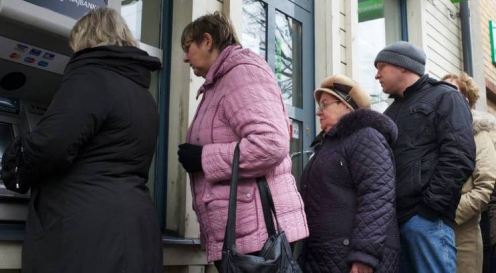 Ռուսները զանգվածաբար կանխիկացնում են իրենց գումարները