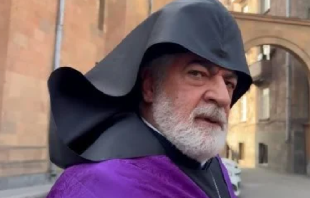 Ինչ է խոստացել Կճոյանը Փաշինյանին․ «Իրավունք»