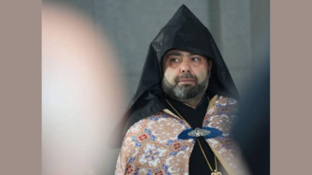 Մկրտիչ սրբազանի կալանքը երկարաձգվեց 1 ամսով, վերացվեցին բոլոր սահմանափակումները