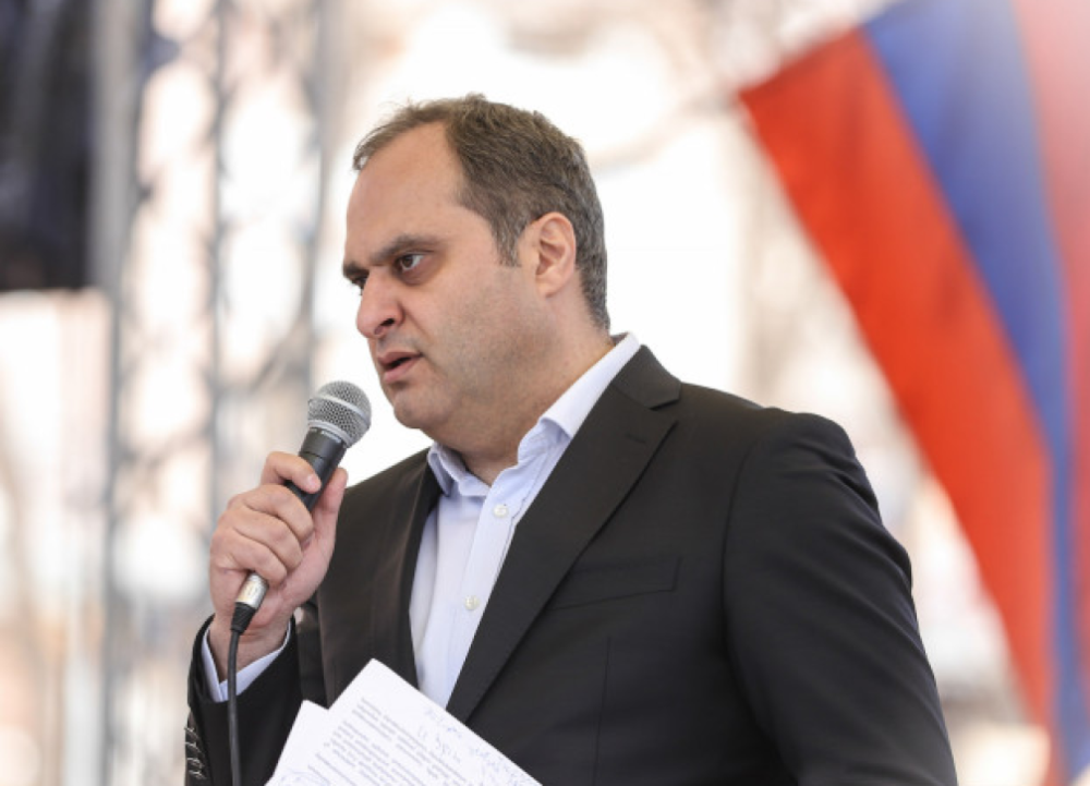 Հավատացեք, Նիկոլ Փաշինյանի իշխանության վերջը մոտեցել է, հանցակից մի դարձեք նրան. Արա Զոհրաբյան (Տեսանյութ)