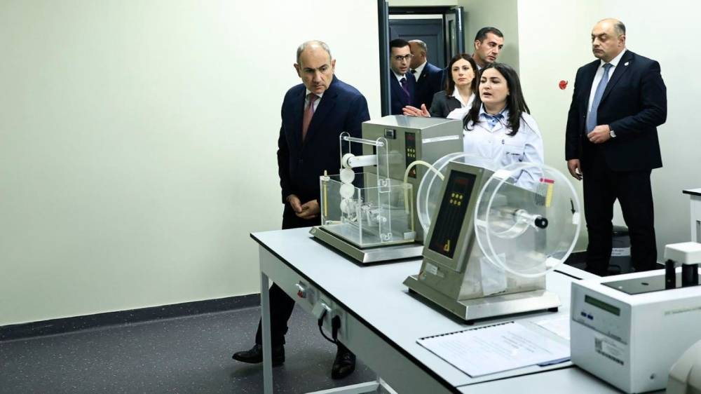 Փաշինյանը եղել է դեղերի փորձագիտական կենտրոնում