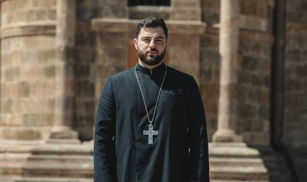 «Երբեք». Ոչ մի բռնաճնշում Տեր Մովսես քահանային չի կարող ստիպել դրժել ուխտն ու հավատարմությունը Մայր Աթոռին և Վեհափառին