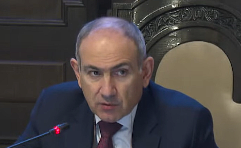 Եթե մեկը գա, Հանրապետության հրապարակում գոռա՝ ծախեցին, հետեւից 300 գիտնական կստորագրի