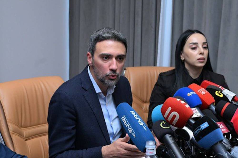 Սամվել Կարապետյանի մոտ երկկողմանի թոքաբորբ է հայտնաբերվել, մինչդեռ ՔԿՀ-ից հայտնել էին, որ նրա մոտ ոչ մի առողջական խնդիր չկա. փաստաբան (Տեսանյութ)