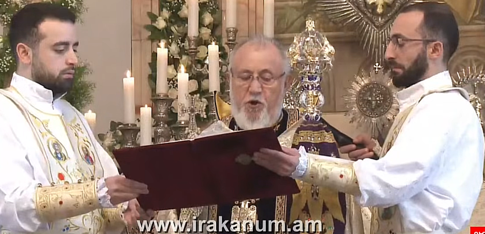 Մեր Սուրբ եկեղեցին շարունակում է ենթարկվել բռնաճնշումների.Վեհափառն աղոթեց գերիների, Հայաստանի համար