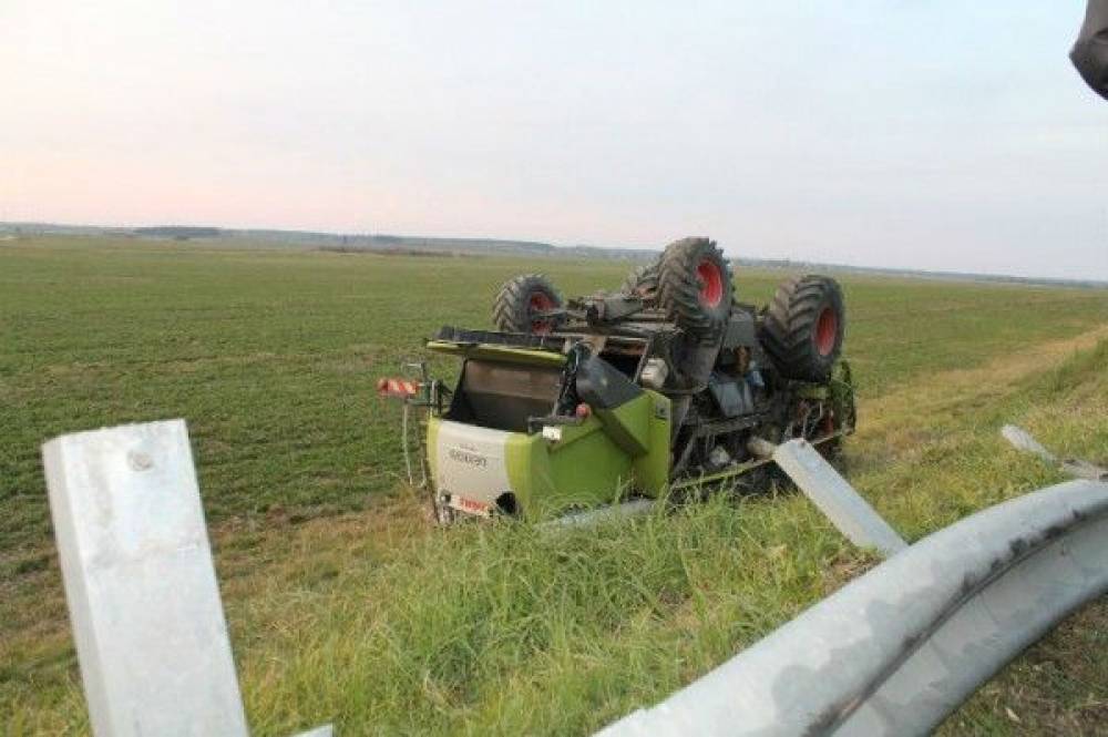 Օկուպացված Ծաղկաբերդում ադրբեջանցիների կոմբայն է շրջվել. կան զոհեր և վիրավորներ